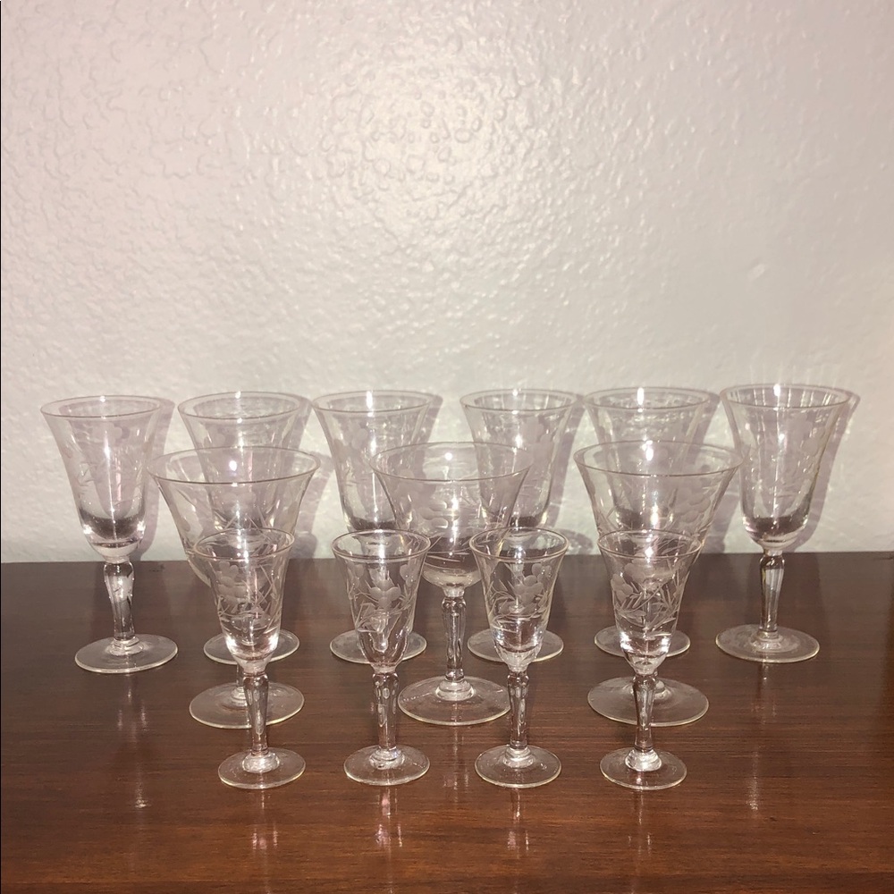 ETCHED GLASS VARIETY VINTAGE LOT OF THIRTEEN
